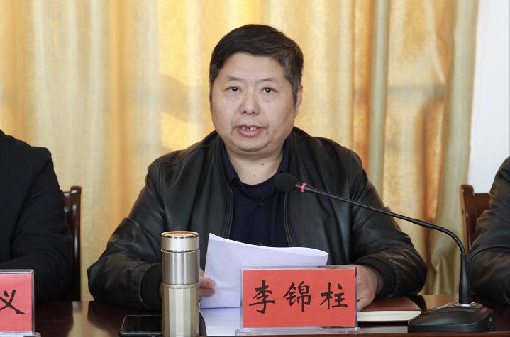 总经理.jpg 总经理.jpg